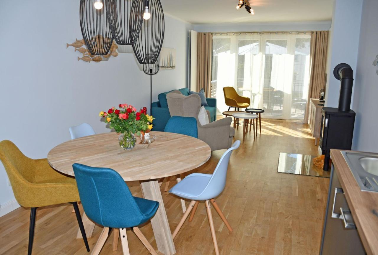 Schoene Ferienwohnungen Mit Kamin Im Ostseebad Sellin Экстерьер фото
